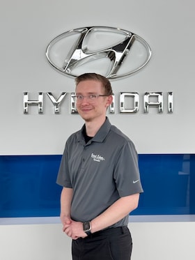 Staff member Mark Price from ID_ca0bf2