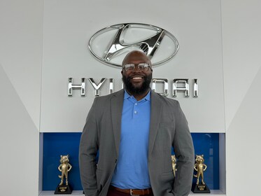 Staff member Charles Williams from ID_bd7045