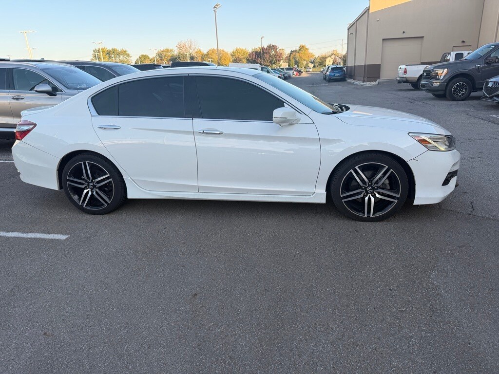 Used 2017 Honda Accord Touring V6 Sedan