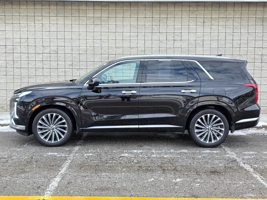 Used 2023 Hyundai Palisade Calligraphy SUV