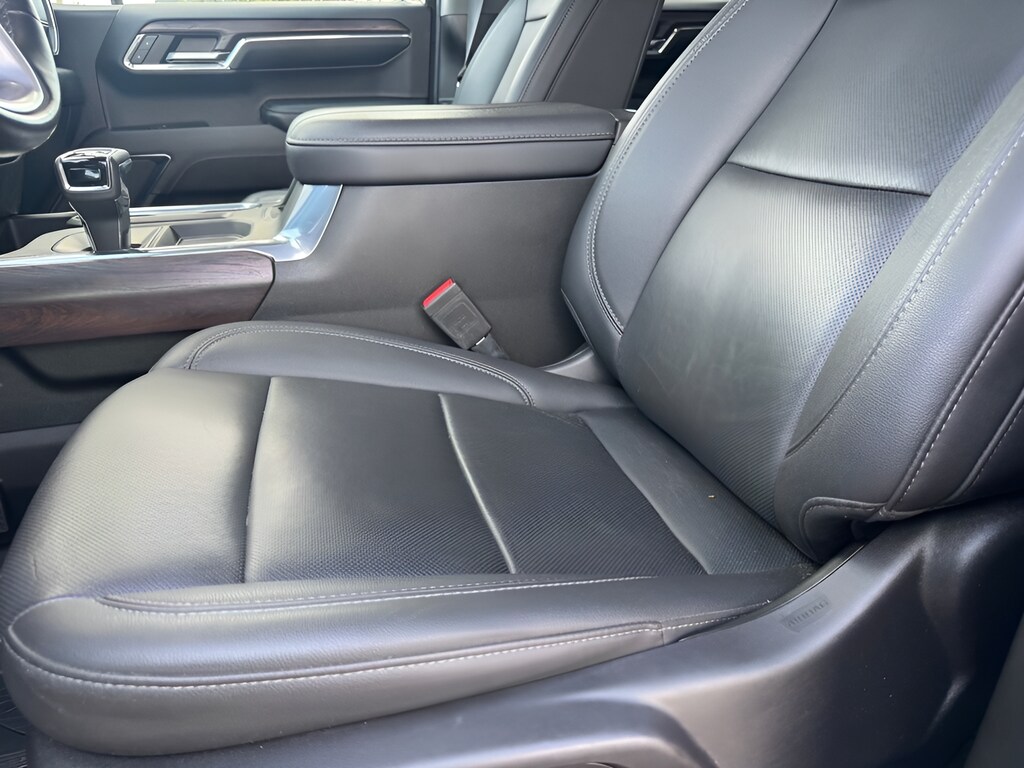 2024 GMC Sierra 1500 SLT - Photo 19