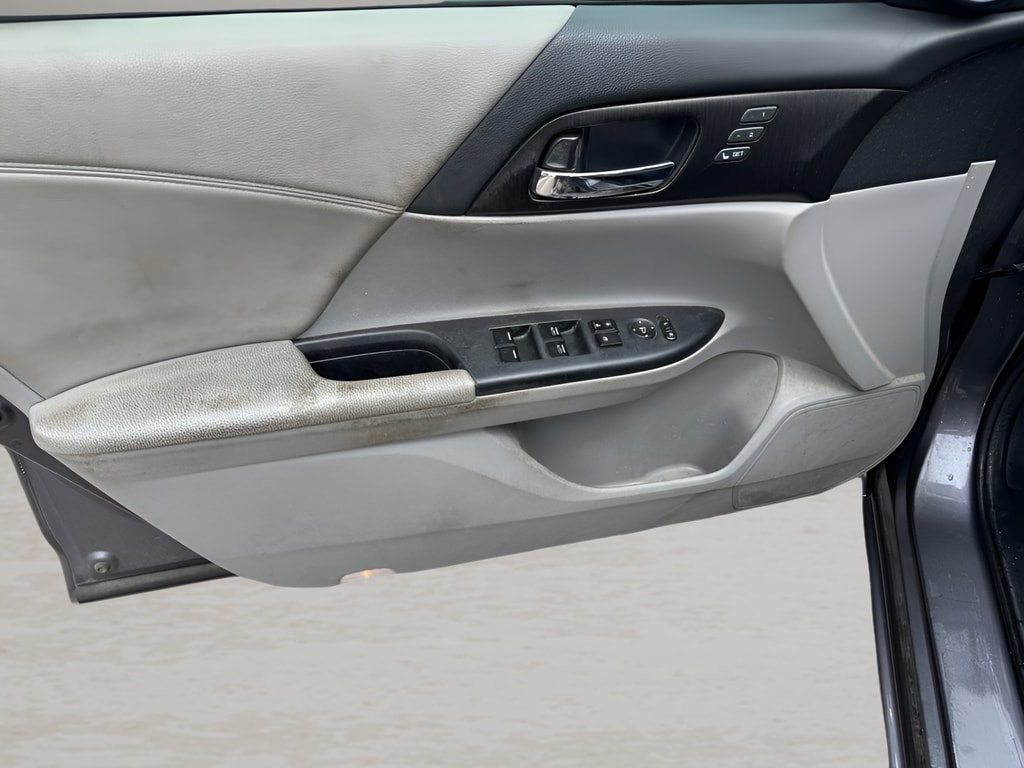 2015 Honda Accord EX-L V-6 - Photo 15