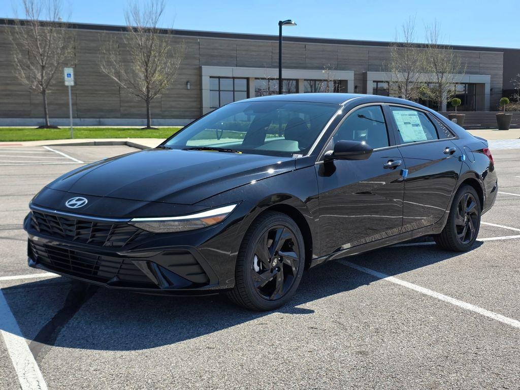 New 2026 Hyundai Elantra SEL Sport Sedan