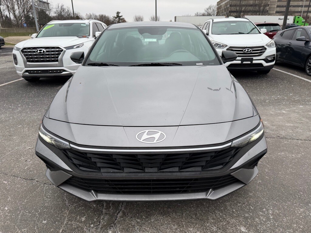 Used 2025 Hyundai Elantra SEL Sport Sedan