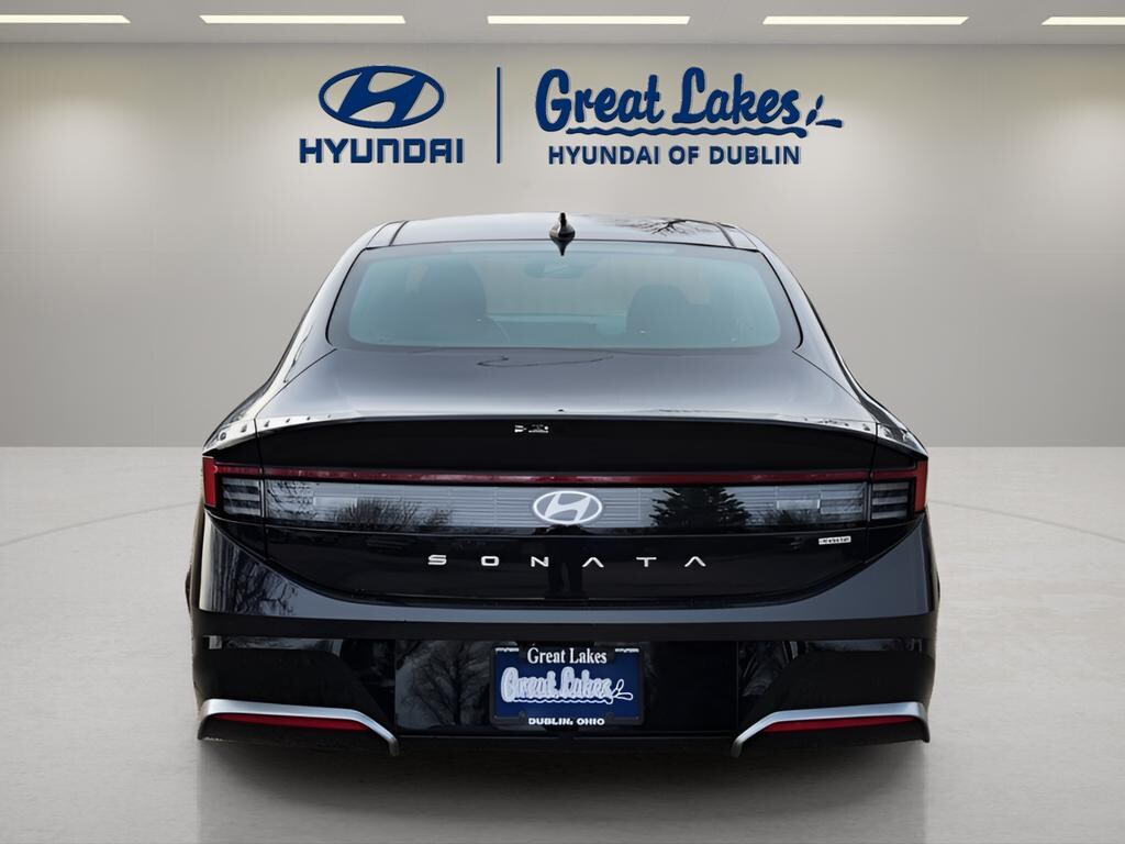 New 2026 Hyundai Sonata Hybrid SEL Sedan