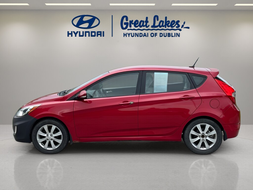 Used 2013 Hyundai Accent SE with VIN KMHCU5AE3DU063600 for sale in Columbus, OH
