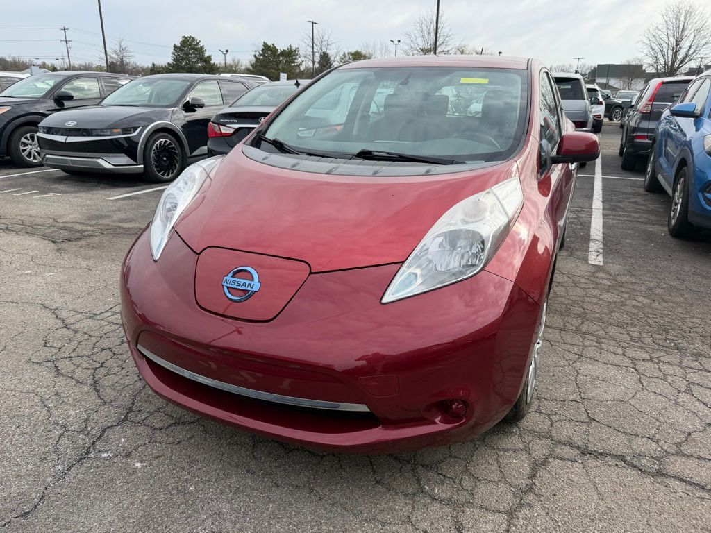 Used 2015 Nissan LEAF S with VIN 1N4AZ0CP1FC326289 for sale in Columbus, OH