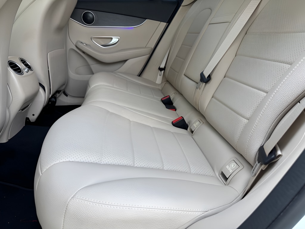 2020 Mercedes-Benz GLC GLC300 - Photo 15