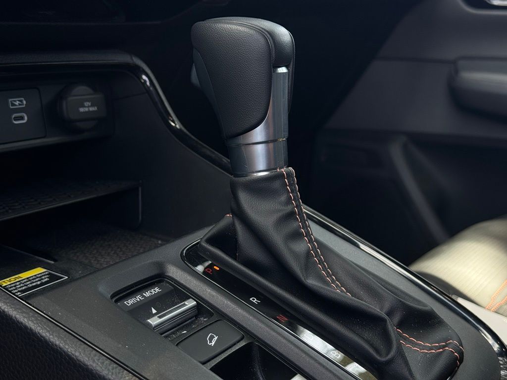 2025 Honda CR-V Sport Touring - Photo 34