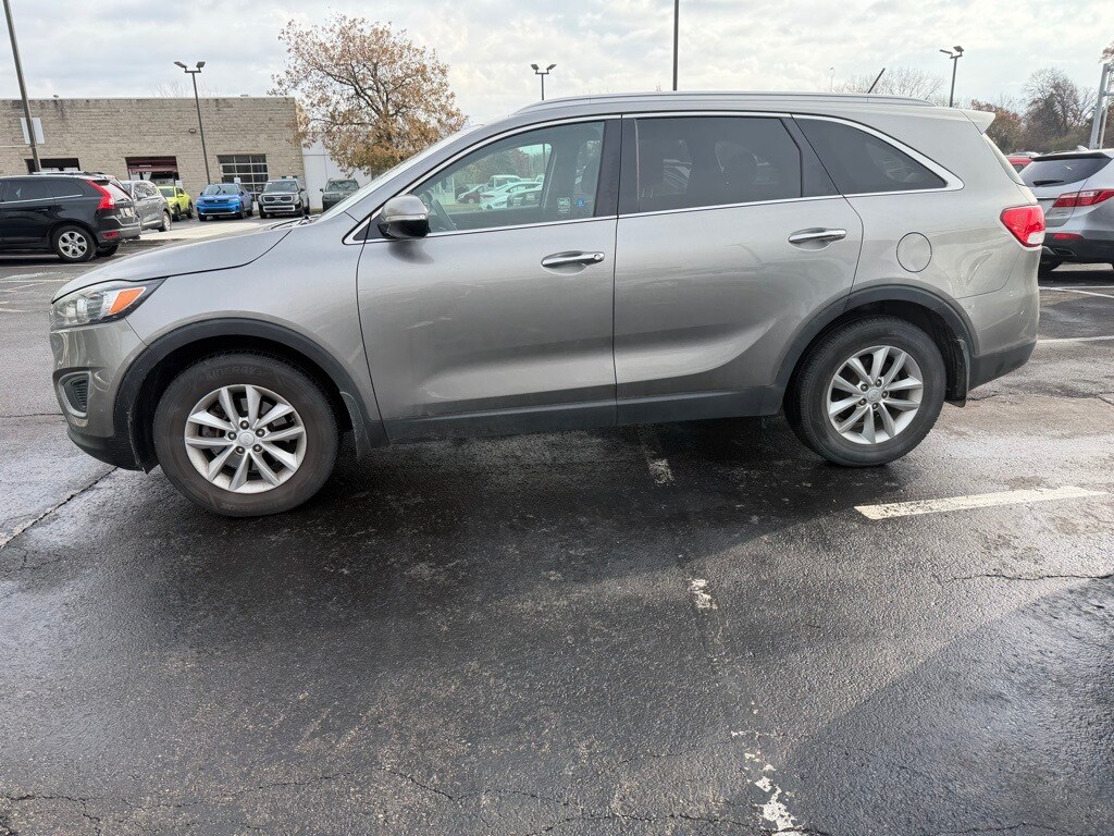 Used 2017 Kia Sorento 2.4L LX SUV