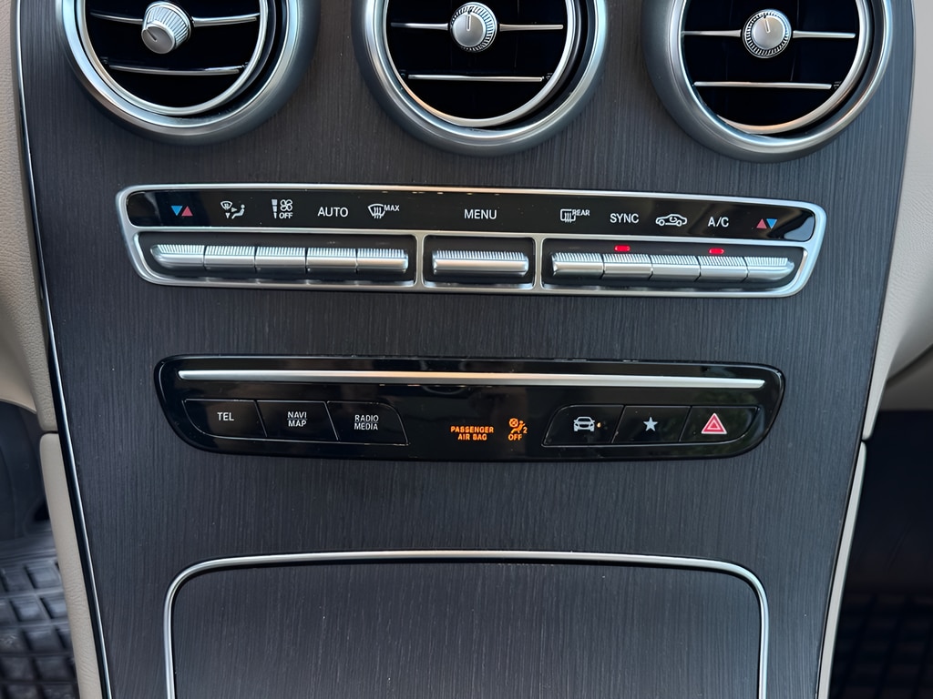 2020 Mercedes-Benz GLC GLC300 - Photo 31