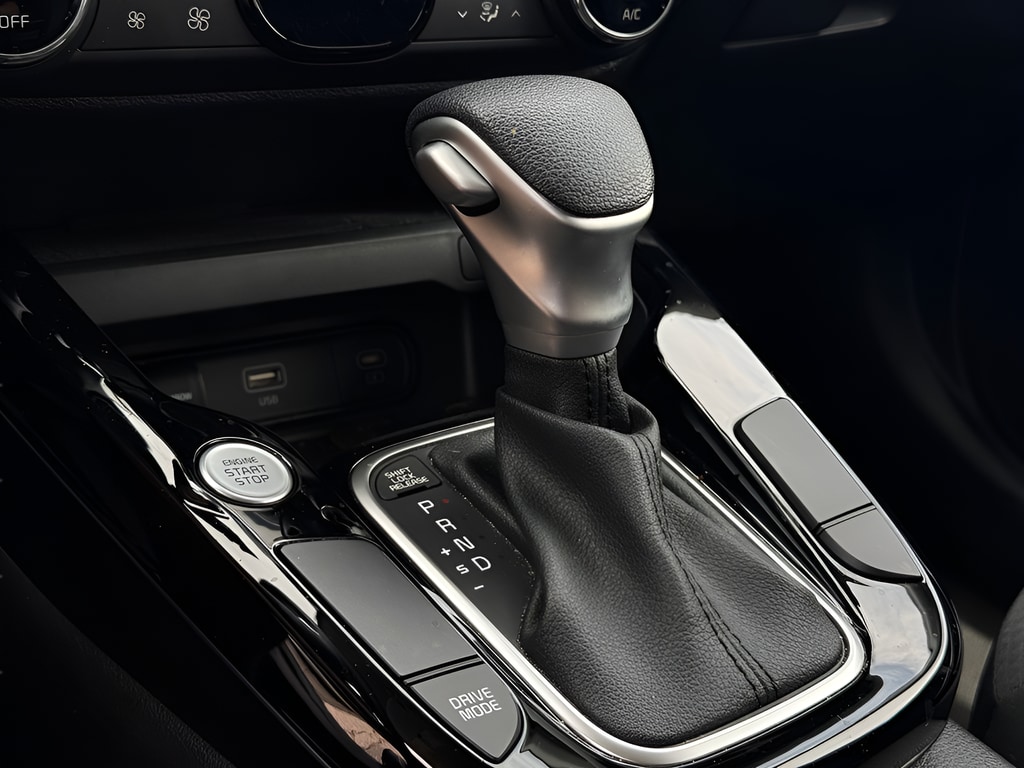 2023 Kia Soul S - Photo 32