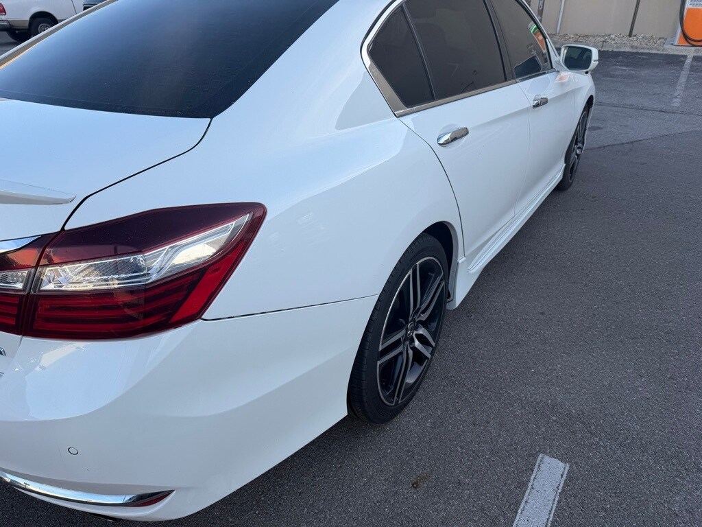 Used 2017 Honda Accord Touring V6 Sedan