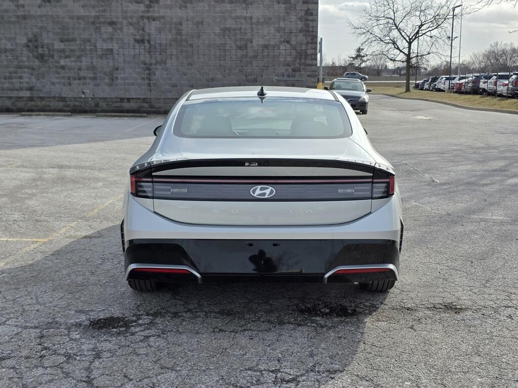 New 2026 Hyundai Sonata SEL Sport Sedan