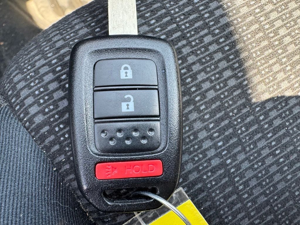 2015 Honda Fit LX - Photo 31