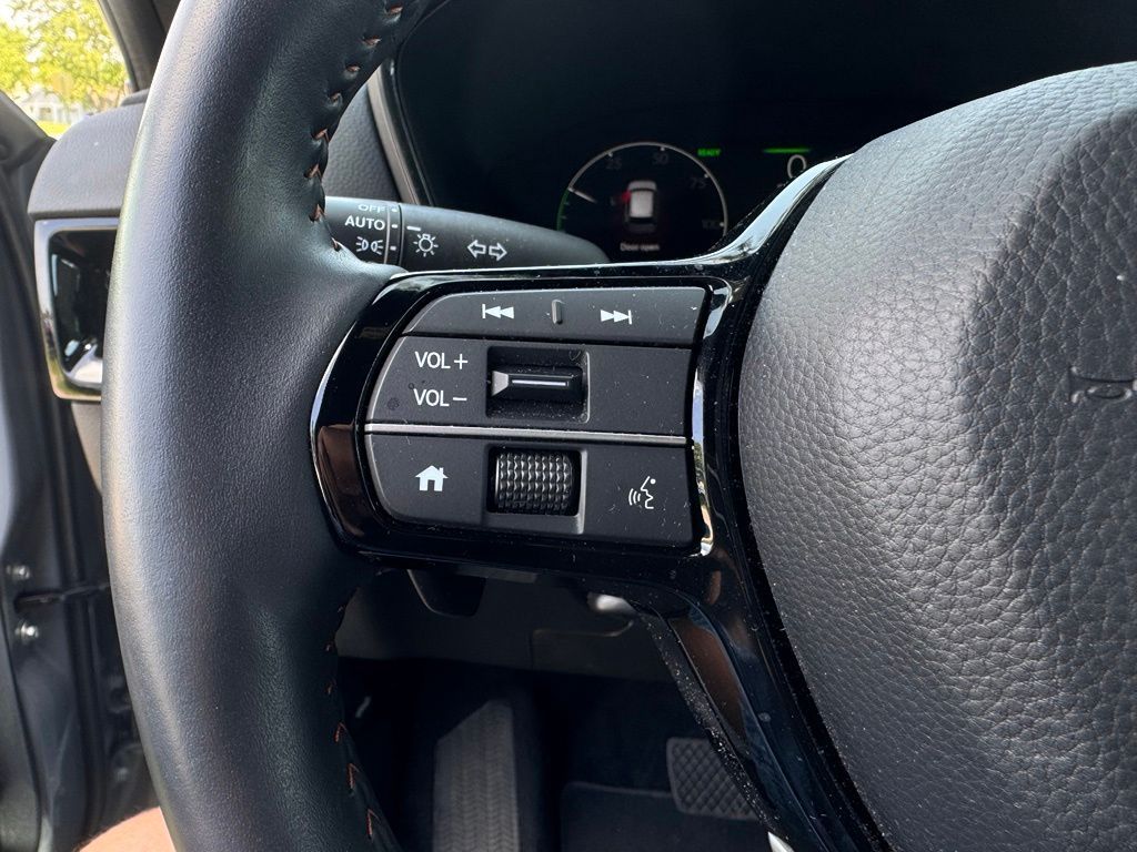 2025 Honda CR-V Sport Touring - Photo 25