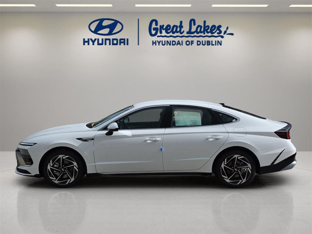 2026 Hyundai Sonata SEL Sport photo 2