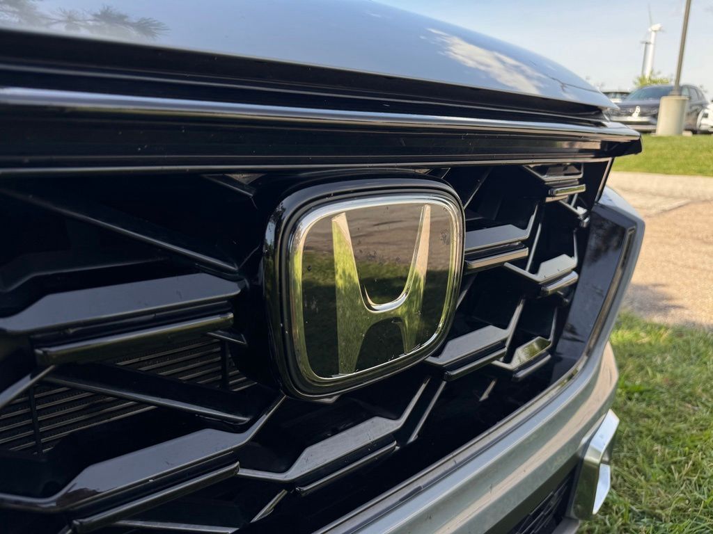 2025 Honda CR-V Sport Touring - Photo 13