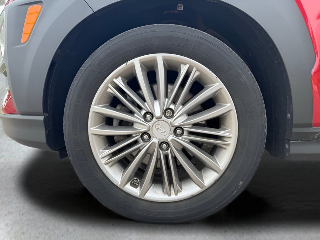 2020 Hyundai Kona SEL - Photo 14