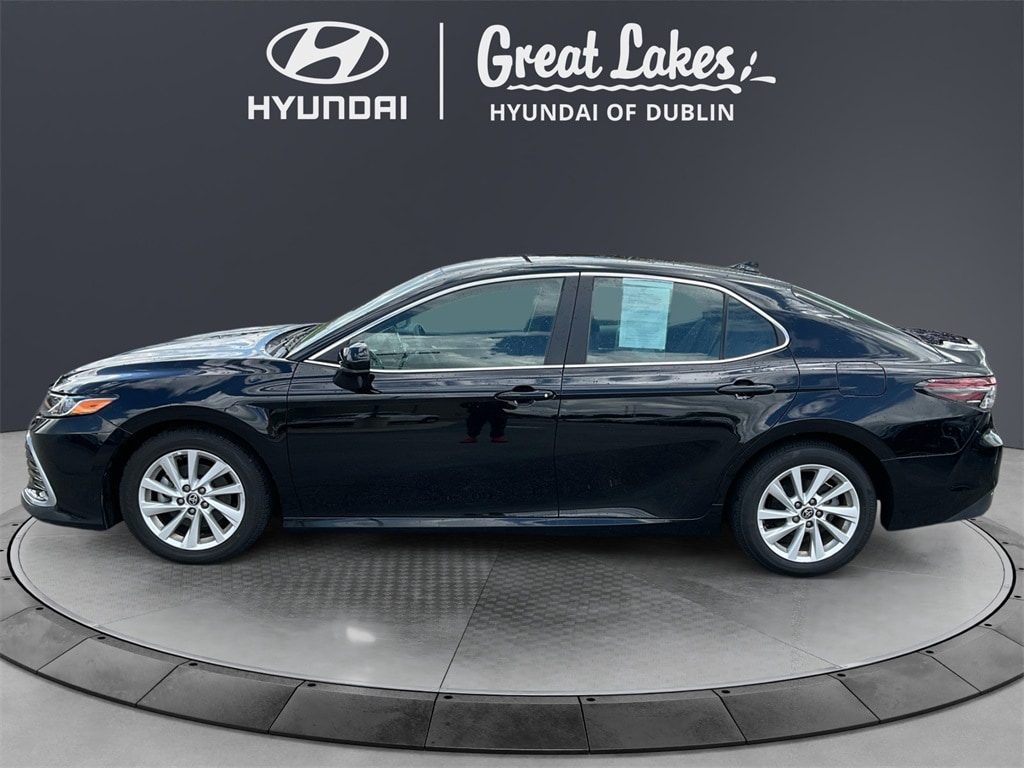 Used 2021 Toyota Camry LE with VIN 4T1C11AKXMU600955 for sale in Columbus, OH