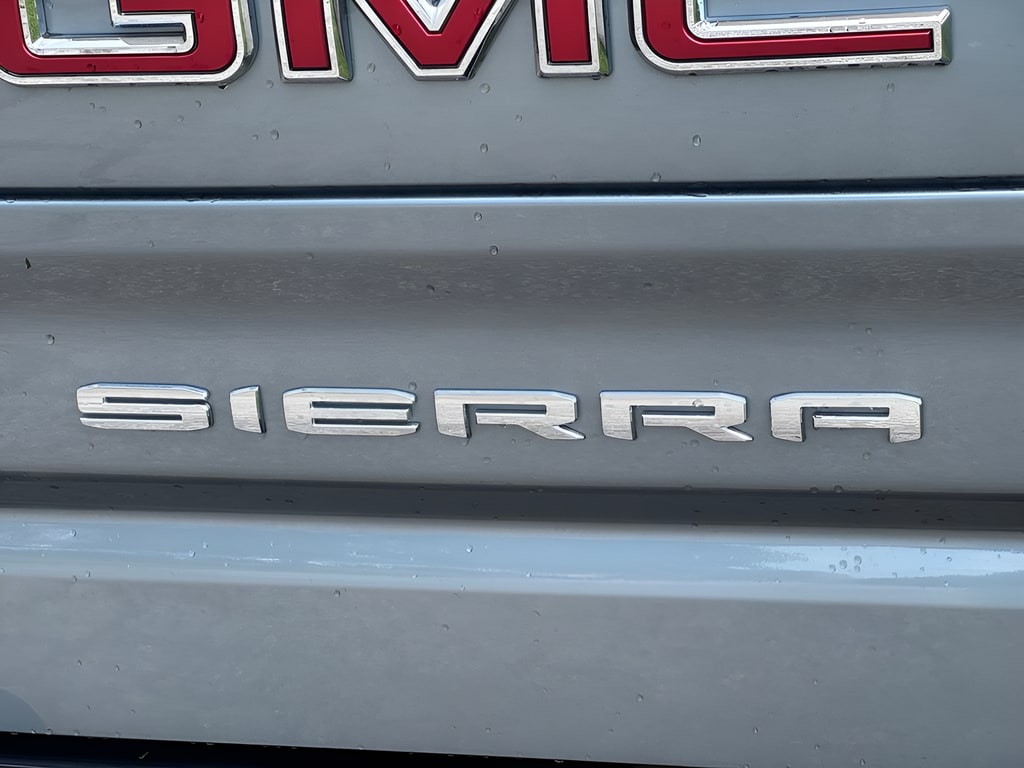 2024 GMC Sierra 1500 SLT - Photo 9