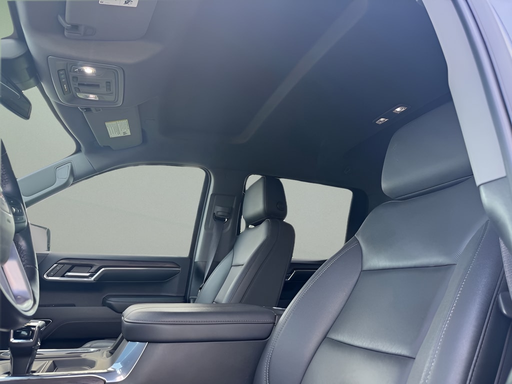 2024 GMC Sierra 1500 SLT - Photo 20