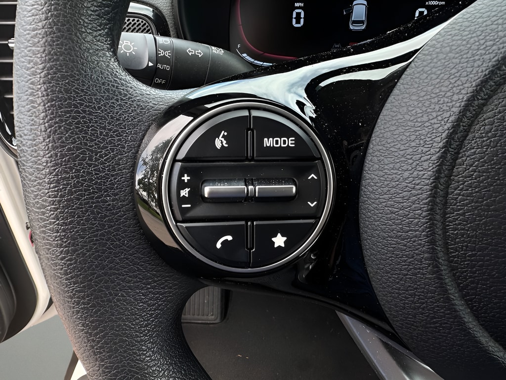 2023 Kia Soul S - Photo 23