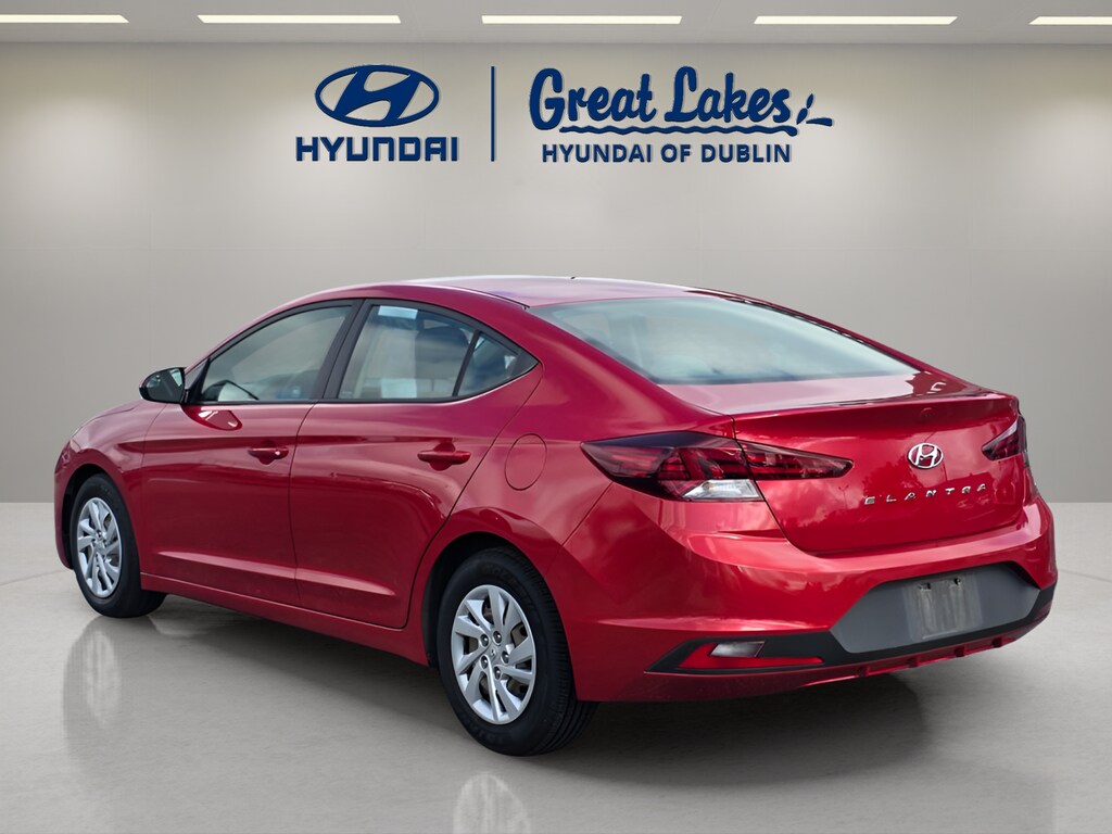 Used 2020 Hyundai Elantra SE Sedan