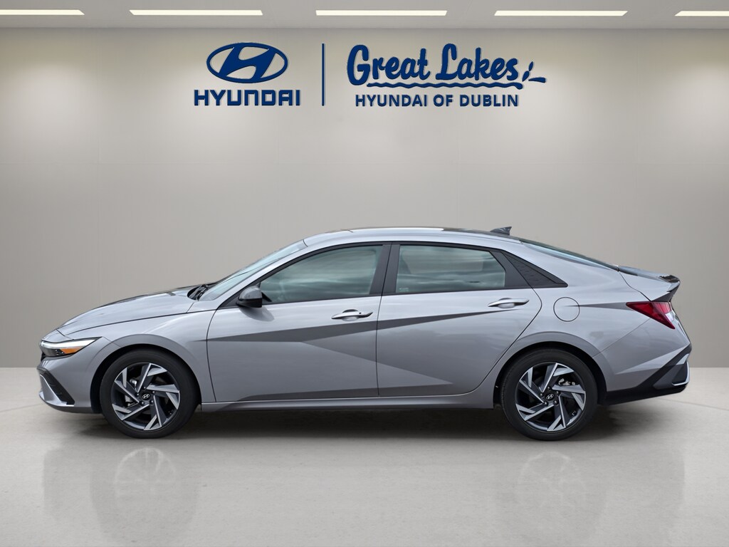 Used 2025 Hyundai Elantra SEL Sport Sedan