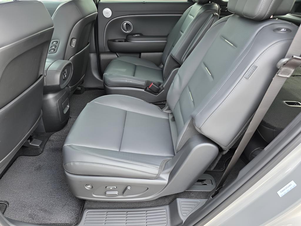 2026 Hyundai Palisade Calligraphy - Photo 11