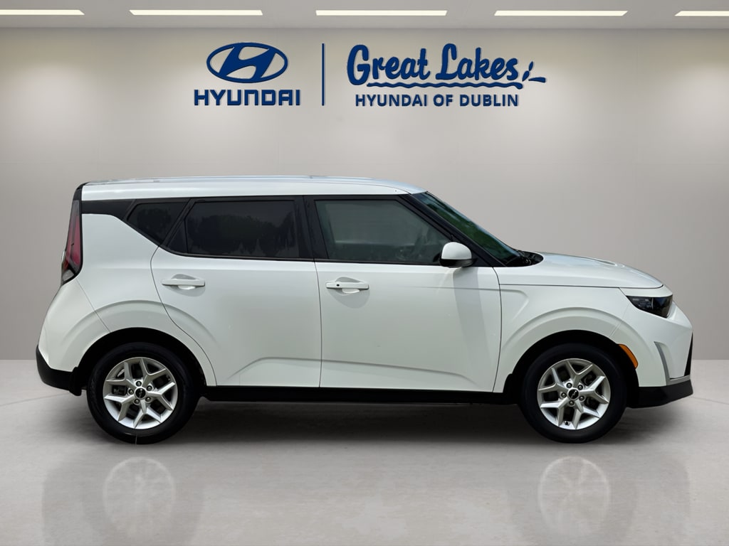2023 Kia Soul S - Photo 6