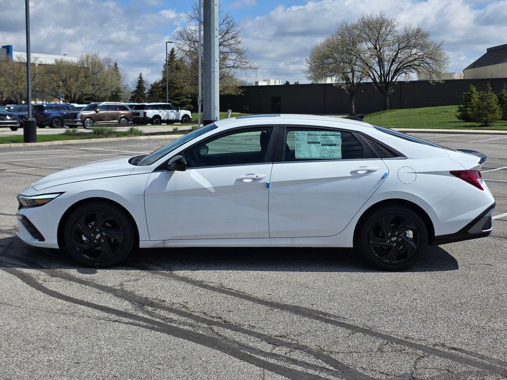 New 2026 Hyundai Elantra SEL Sport Premium Sedan
