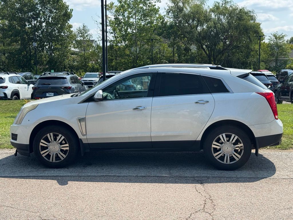Used 2013 Cadillac SRX Luxury Collection with VIN 3GYFNCE34DS576554 for sale in Columbus, OH