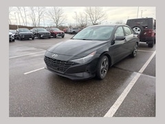 2023 Hyundai Elantra SEL Sedan