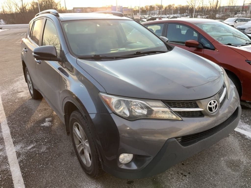Used 2013 Toyota RAV4 XLE SUV