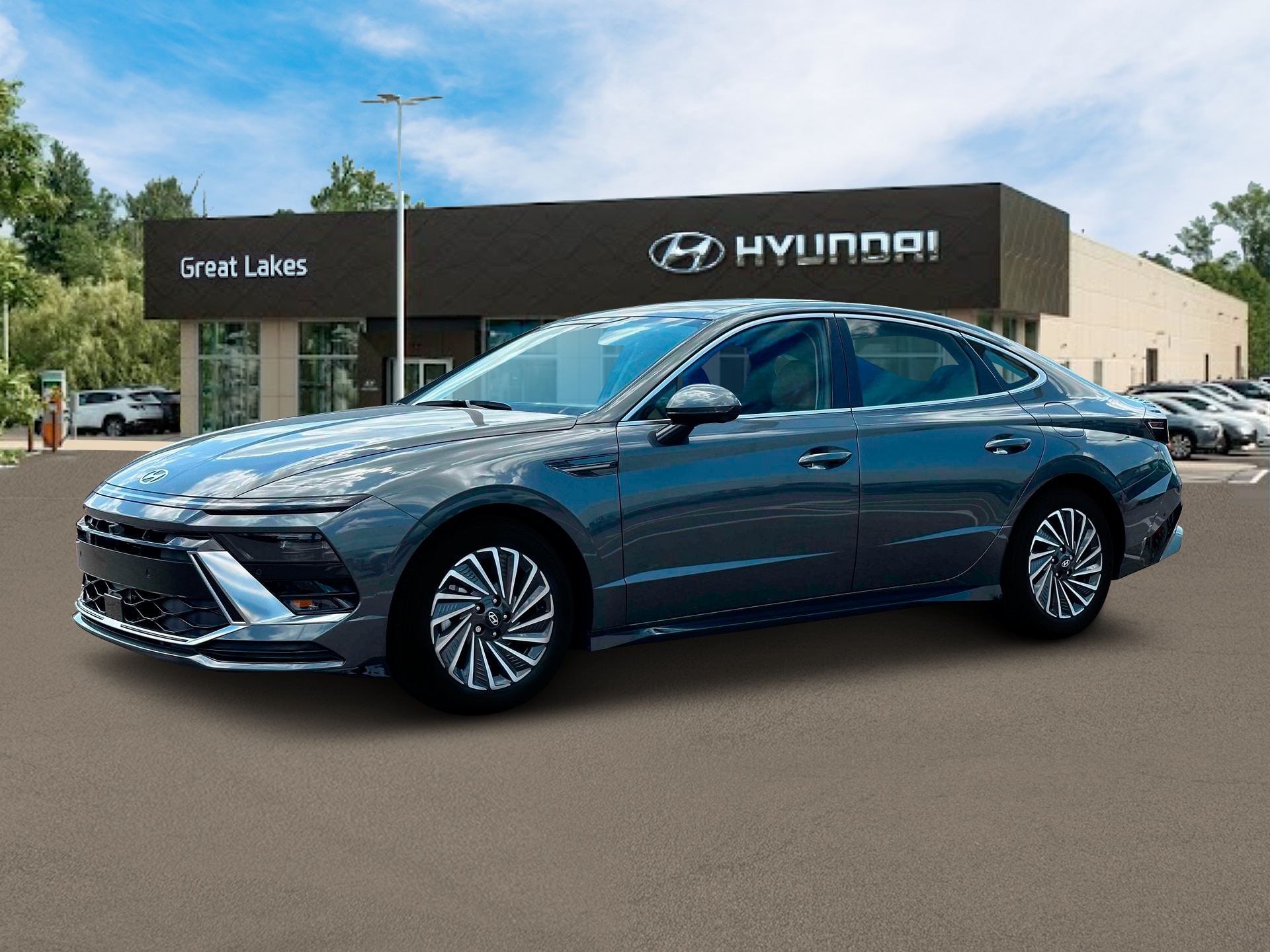2025 Hyundai Sonata Hybrid Limited photo 2