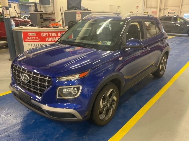 2023 Hyundai Venue Limited's photo