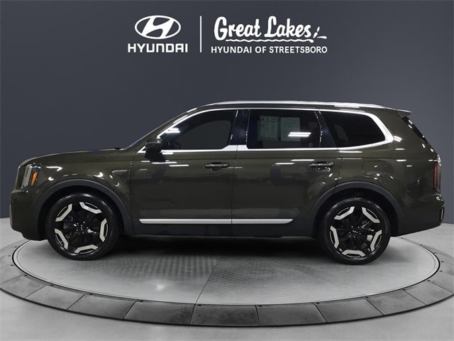 Used 2023 Kia Telluride EX with VIN 5XYP3DGC4PG355626 for sale in Streetsboro, OH