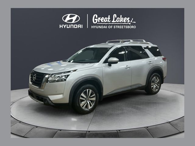 2022 Nissan Pathfinder SL 4WD's photo