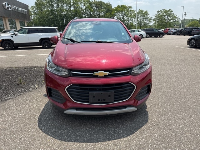 Used 2019 Chevrolet Trax LT with VIN 3GNCJLSB8KL150865 for sale in Streetsboro, OH