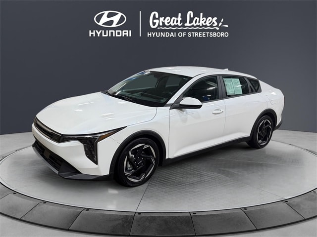 2025 Kia K4 EX's photo