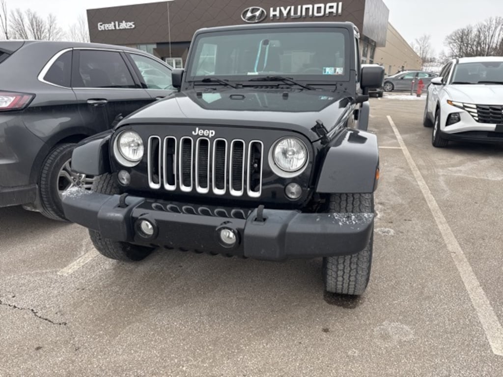 Used 2016 Jeep Wrangler JK Unlimited Sahara 4x4 SUV