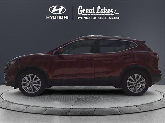 2022 Nissan Rogue Sport SV photo 2
