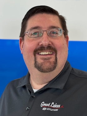 Staff member John Fields from ID_5dc871c8cdf7