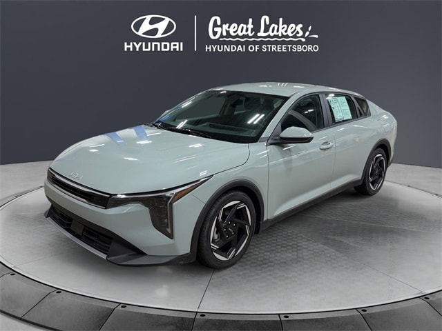 2025 Kia K4 EX's photo