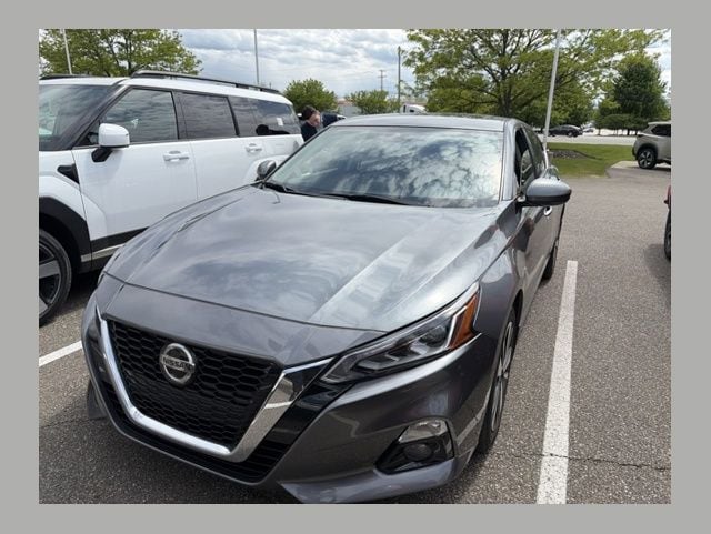 2020 Nissan Altima