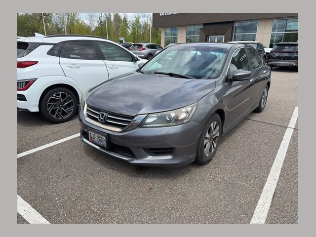 2013 Honda Accord LX Auto's photo