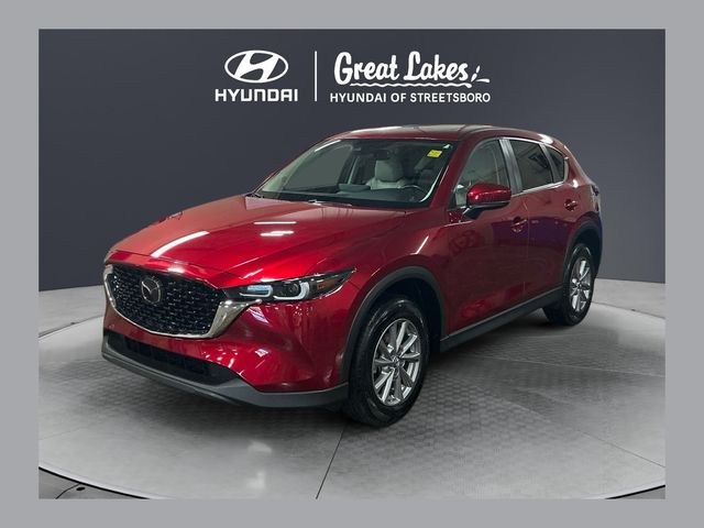 2022 Mazda CX-5 S Preferred package Auto AWD's photo