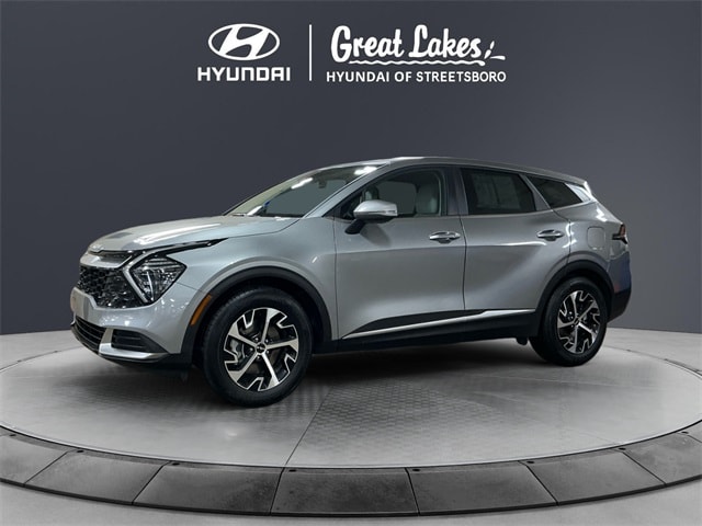 2024 Kia Sportage EX's photo