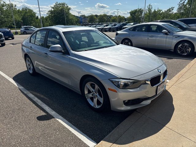 Used 2013 BMW 3 Series 320i with VIN WBA3C3C57DF980324 for sale in Streetsboro, OH